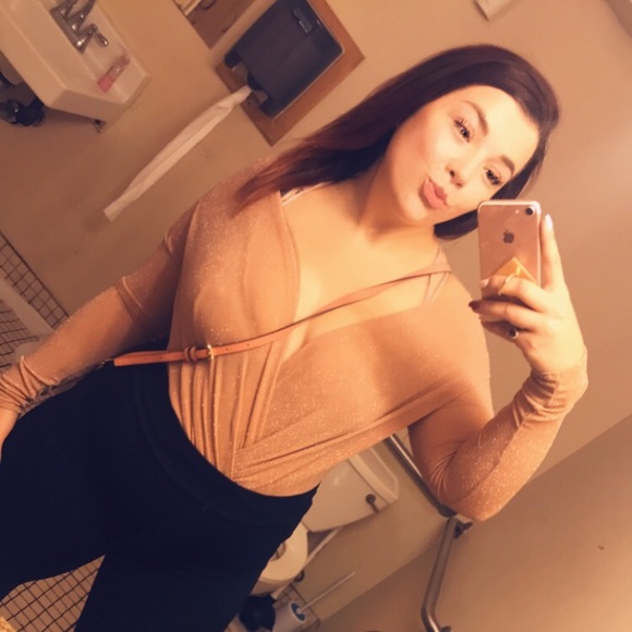 Meet your Posher, Mckenzie - Picture 2 of 2